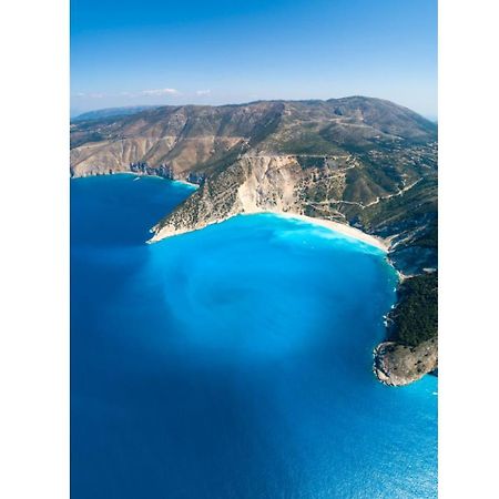 Villa Fedra Poros  Exteriör bild