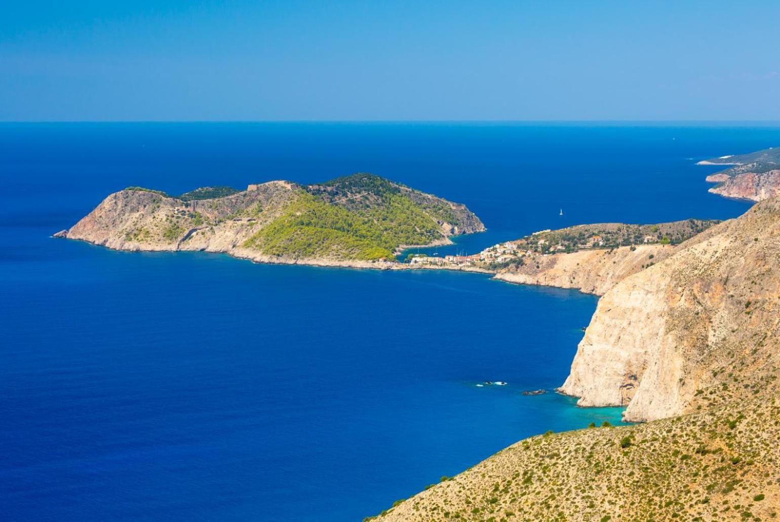 Villa Fedra Poros  Exteriör bild