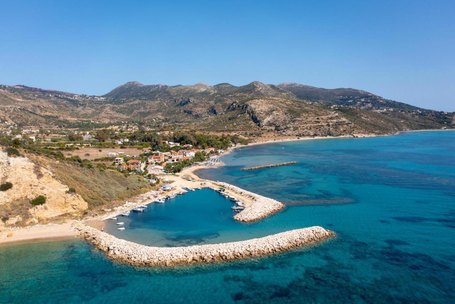 Villa Fedra Poros  Exteriör bild