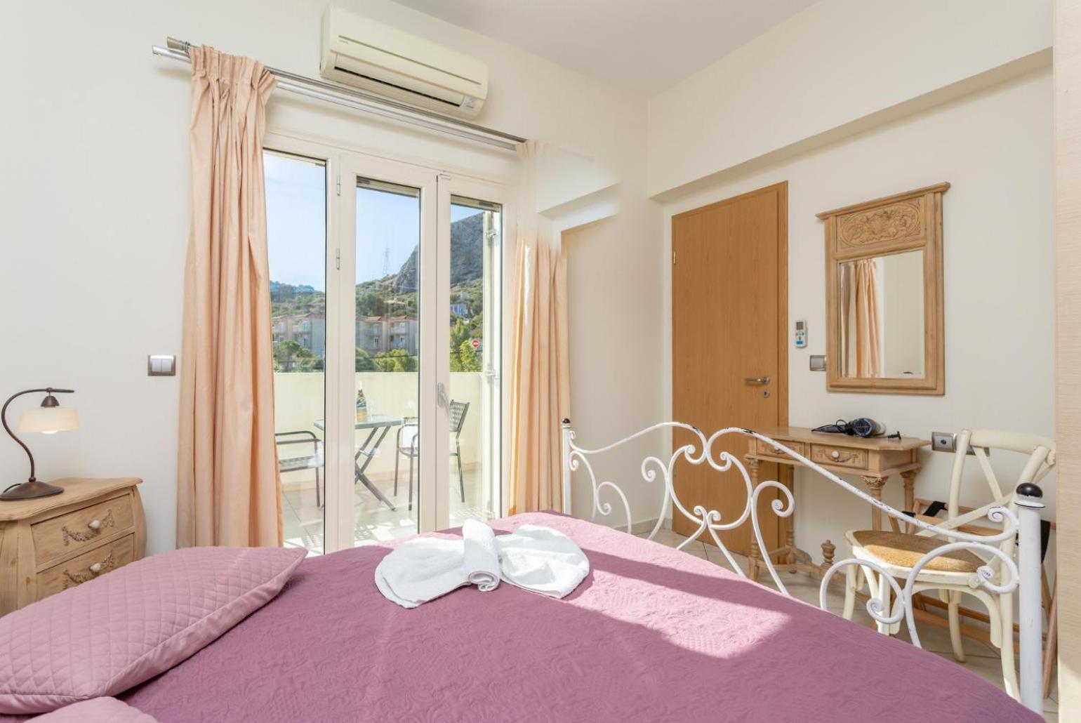 Villa Fedra Poros  Exteriör bild