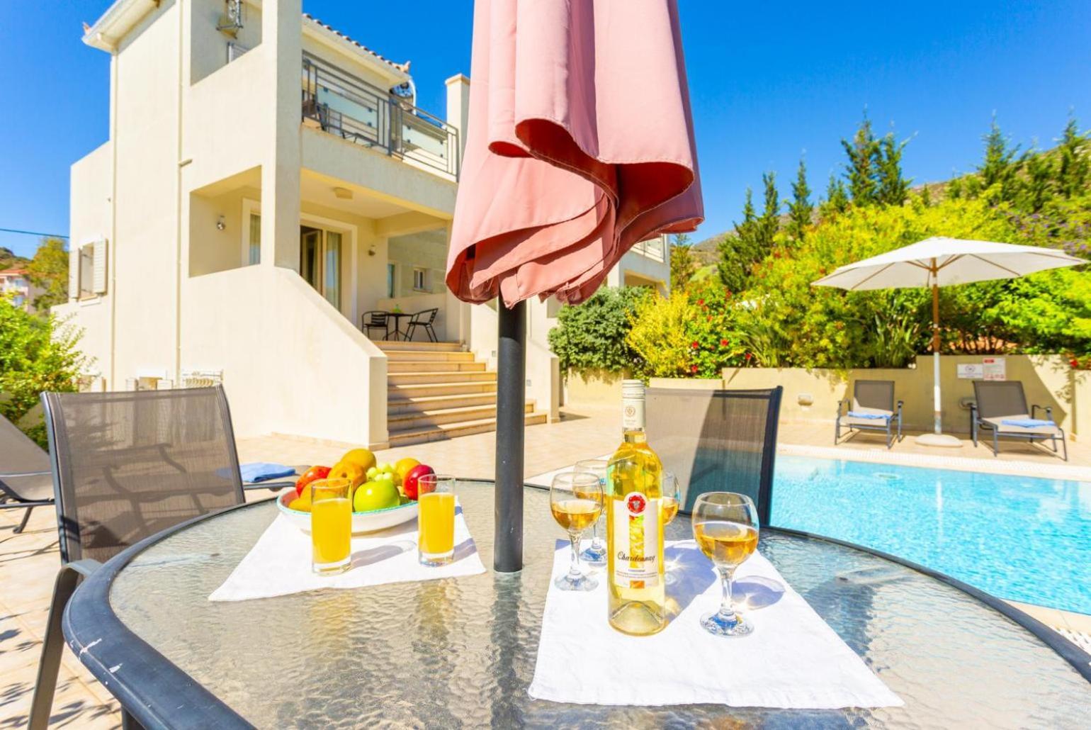 Villa Fedra Poros  Exteriör bild